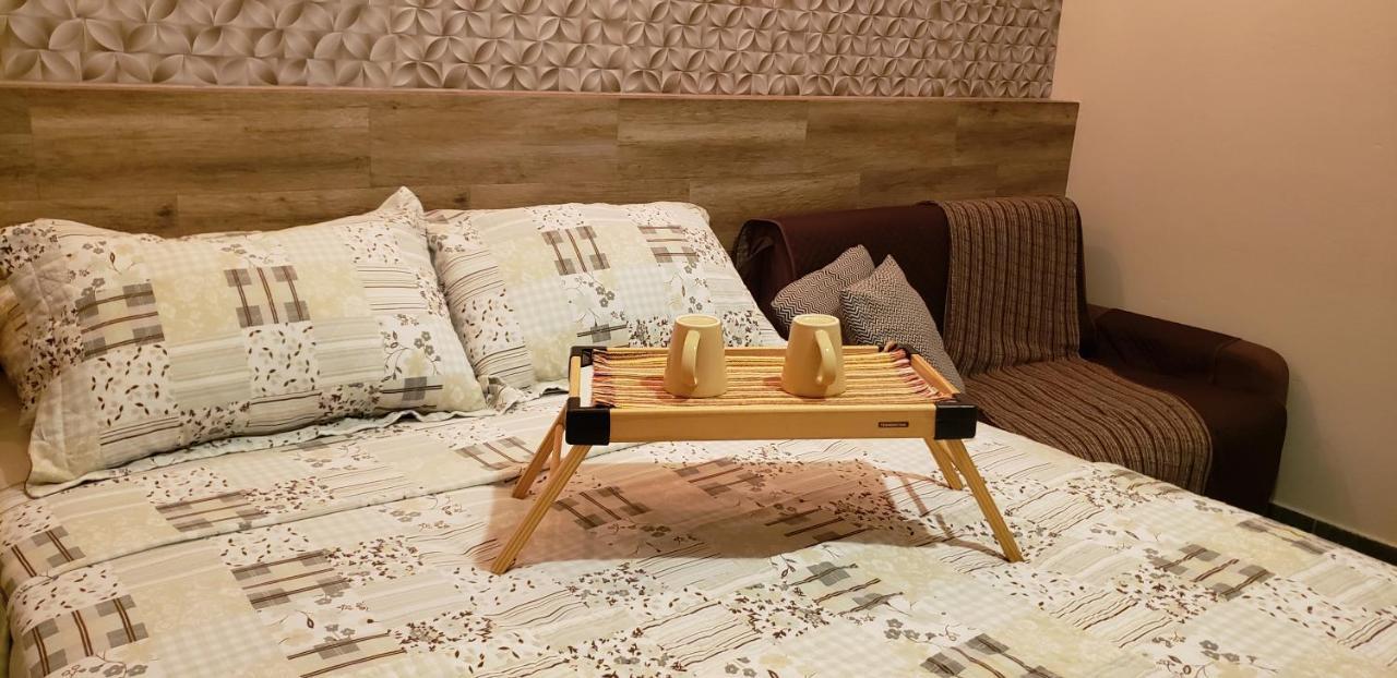 Suites Ambiente Familiar -Prox Do Thermas Águas de São Pedro Bagian luar foto