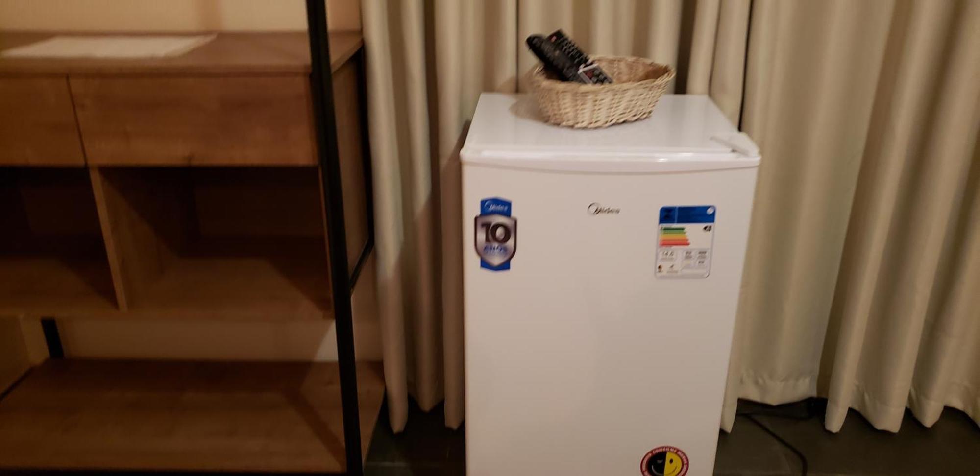 Suites Ambiente Familiar -Prox Do Thermas Águas de São Pedro Ruang foto