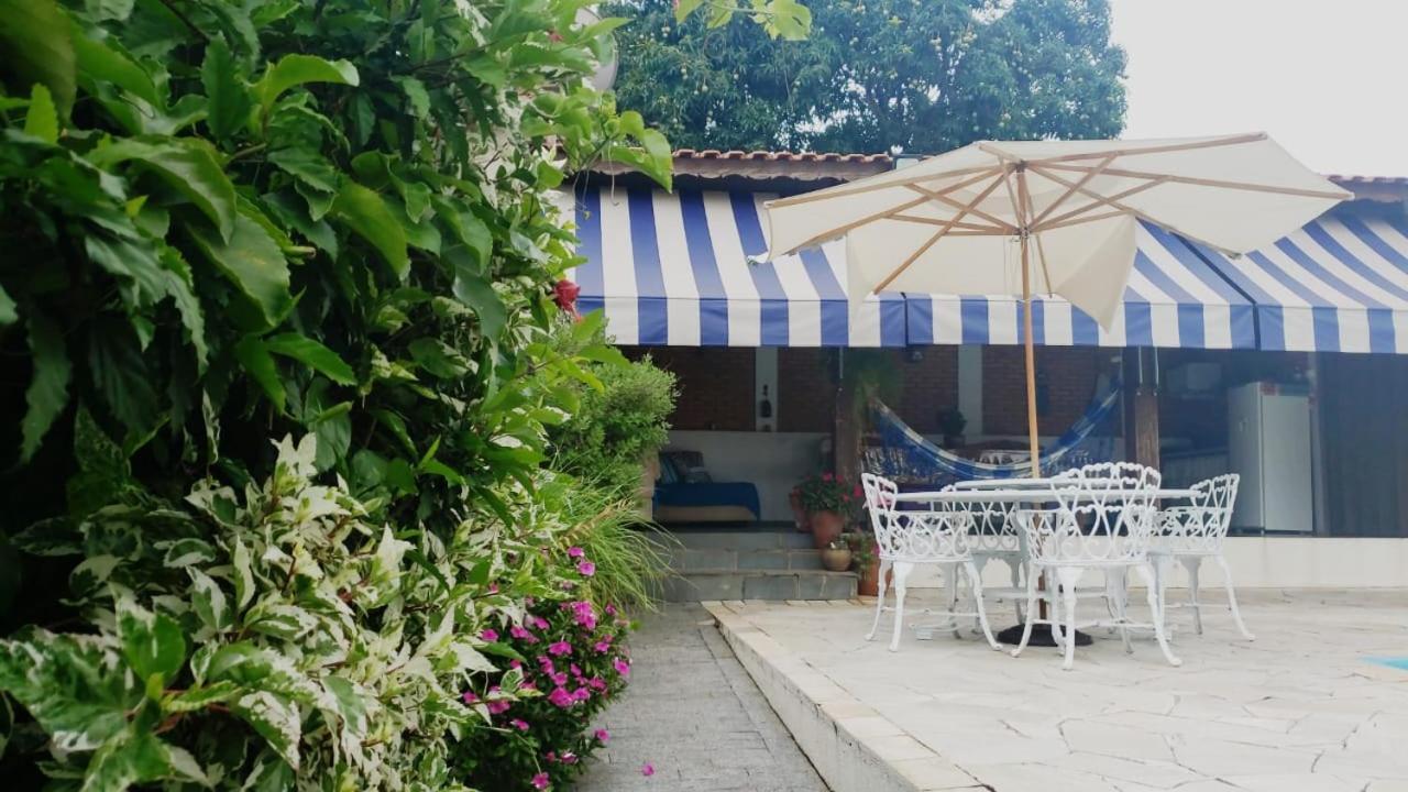 Suites Ambiente Familiar -Prox Do Thermas Águas de São Pedro Bagian luar foto
