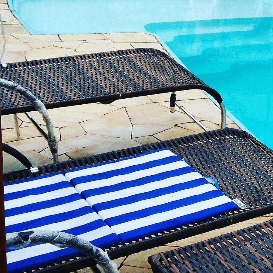 Suites Ambiente Familiar -Prox Do Thermas Águas de São Pedro Bagian luar foto